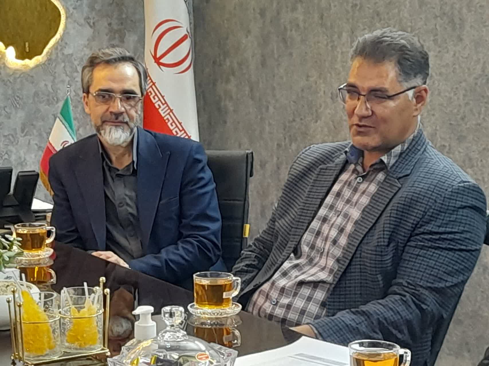 مدیرعامل شرکت همیاران شمال شرق تاکید کرد: آمادگی کامل شرکت همیاران برای همکاری و تعامل با شهرداری‌ درود